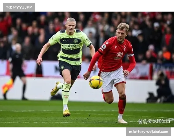 迪亚斯屡次错失良机，单刀失误影响心态表现